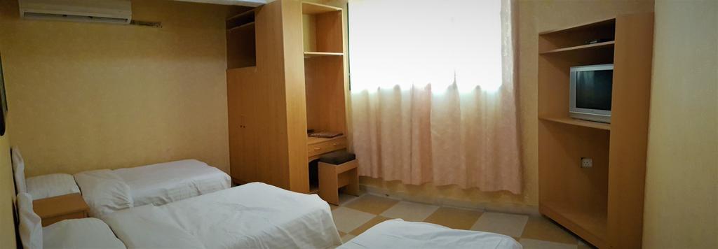 Al Majd Hotel Ібрі Екстер'єр фото